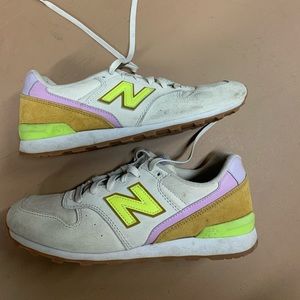 women’s new balance shoes